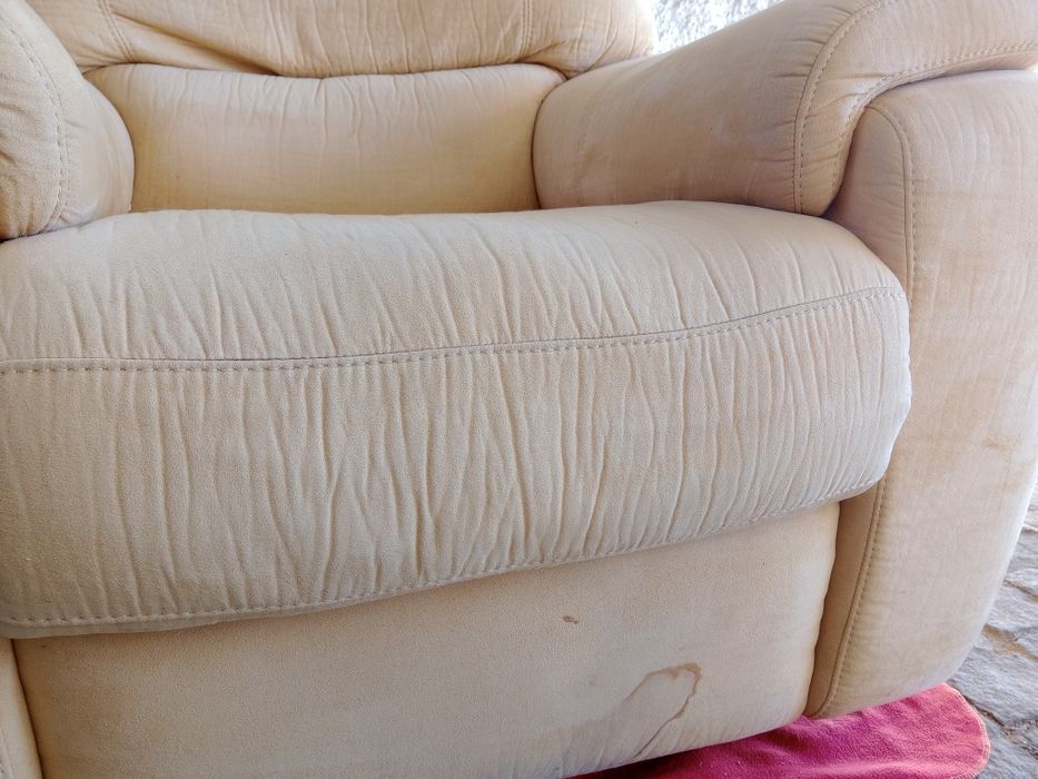 Poltrona reclinável elétrica