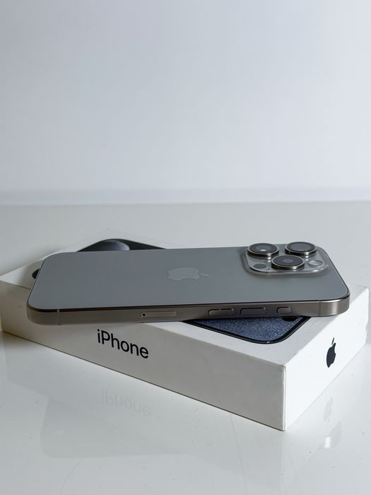 iPhone 15 Pro  • 100% Baterii • Pełny Zestaw