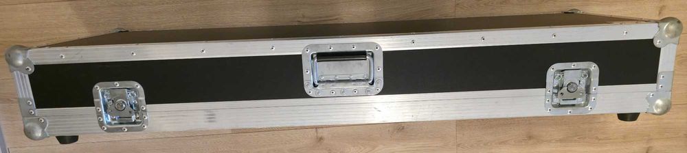 Yamaha Motif ES7 + Flight Case
