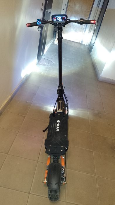 Электросамокат полный привод 5Квт 24a/h ,Kugoo E-KAM ,в отличном состо