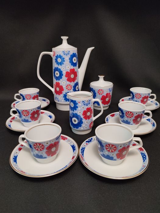 Чайный сервиз Одуванчик Дружковка.. Кофейный сервиз Кольдиц. Винтаж.