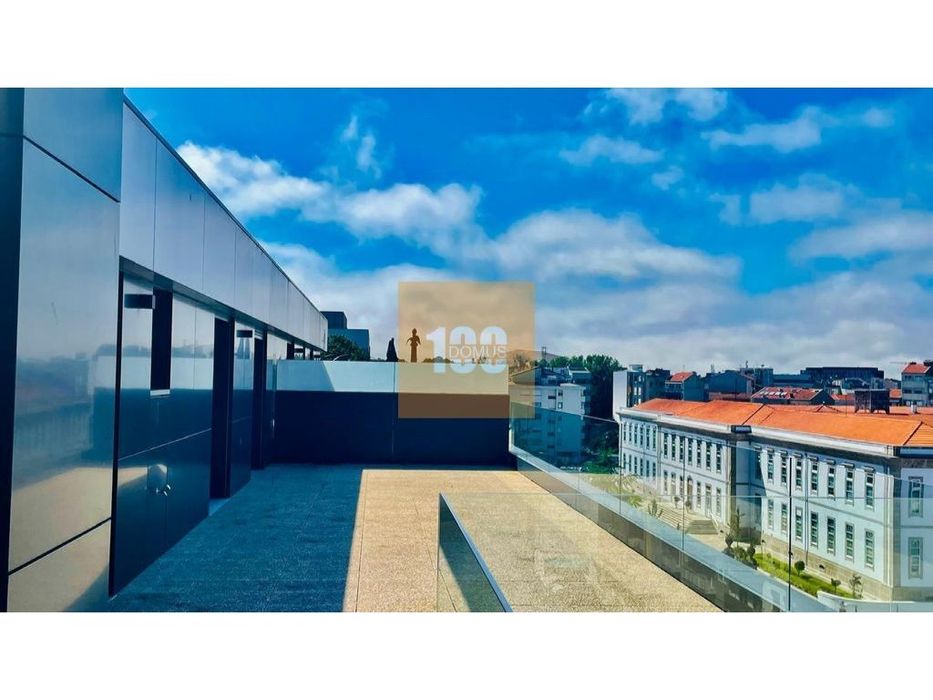 T4 novo com terraço - Boavista Residence