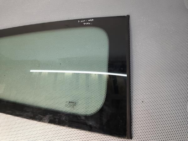 Vidro do painel trás direito RENAULT Clio III (BR0/1, CR0/1)