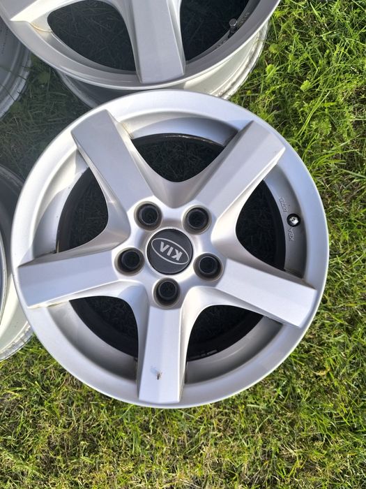 Alufelgi 15" 5x114.3 IGŁA