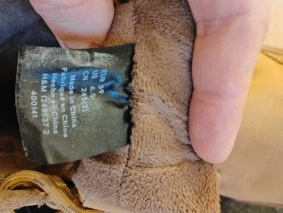 Wodoszczelne trzewiki z H&M