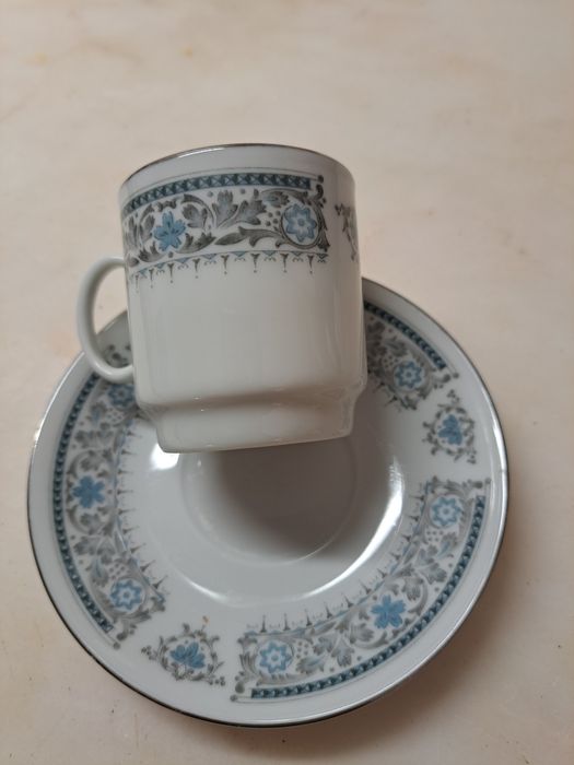 Various Cups446316669420840963