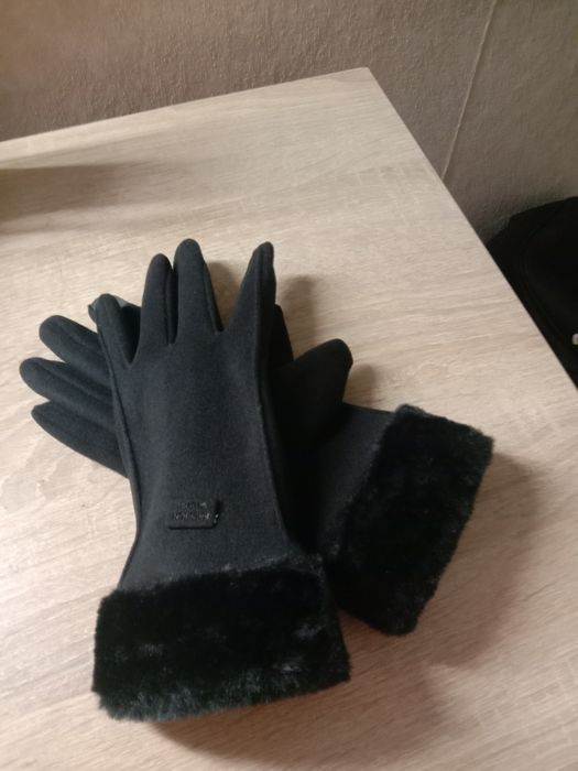 Продам зимний комплект.