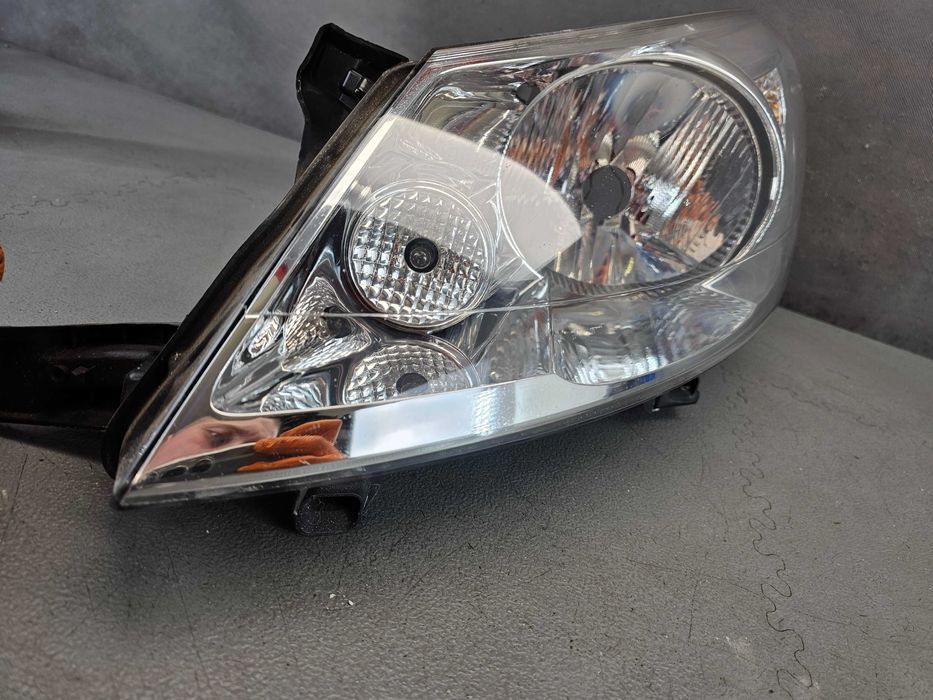 FIAT SCUDO EXPERT JUMPY II 06- Lampa Przednia Lewa Europa Stan BDB