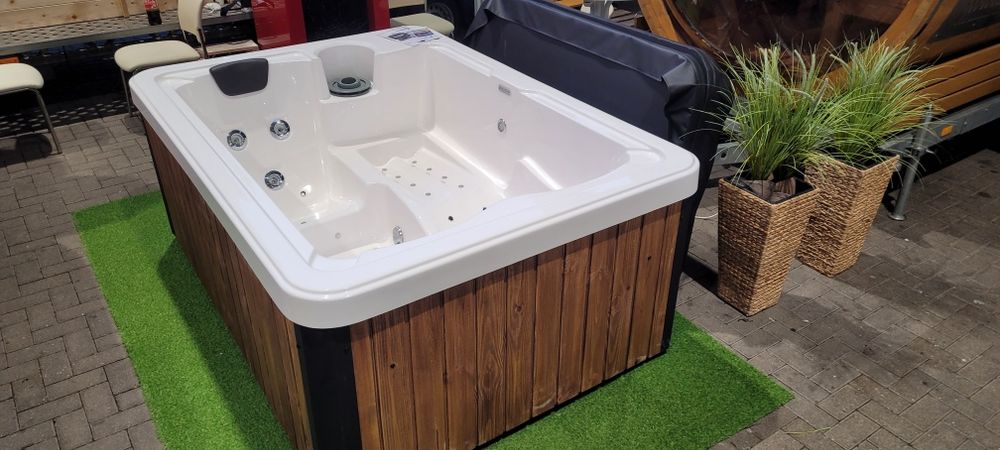 Jacuzzi SLIM 3 osobowe mini jacuzzi bania balia jakuzi