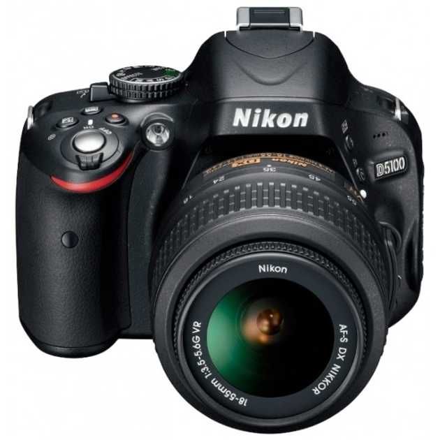 Фотоапарат Nikon D3200, з картою 64 gв, з сумкою і зарядним. Оригінал