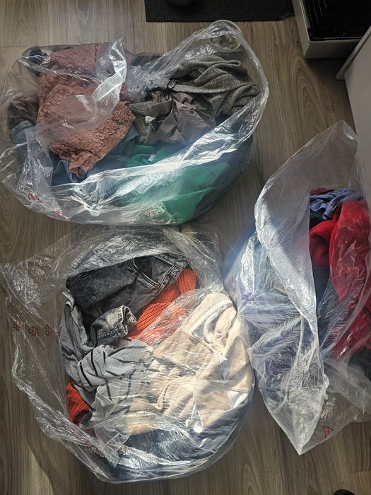 Ubrania w workach 3/szt worków