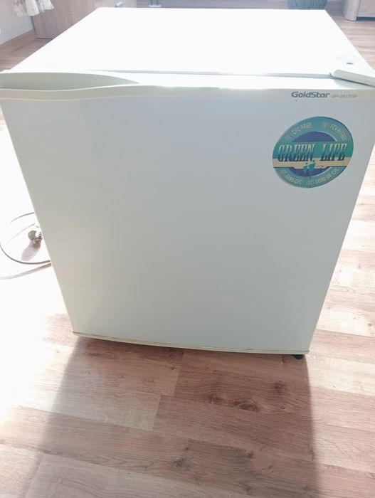 Sprzedam lodówkę hotelową GoldStar