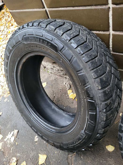 Шини Michelin Agilis CrossClimate 215 65 R15C