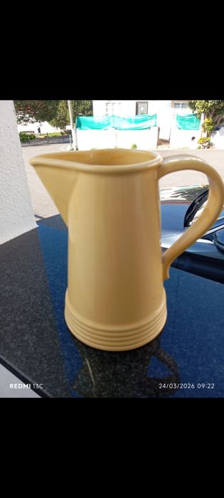 Jarro faiança decorativo