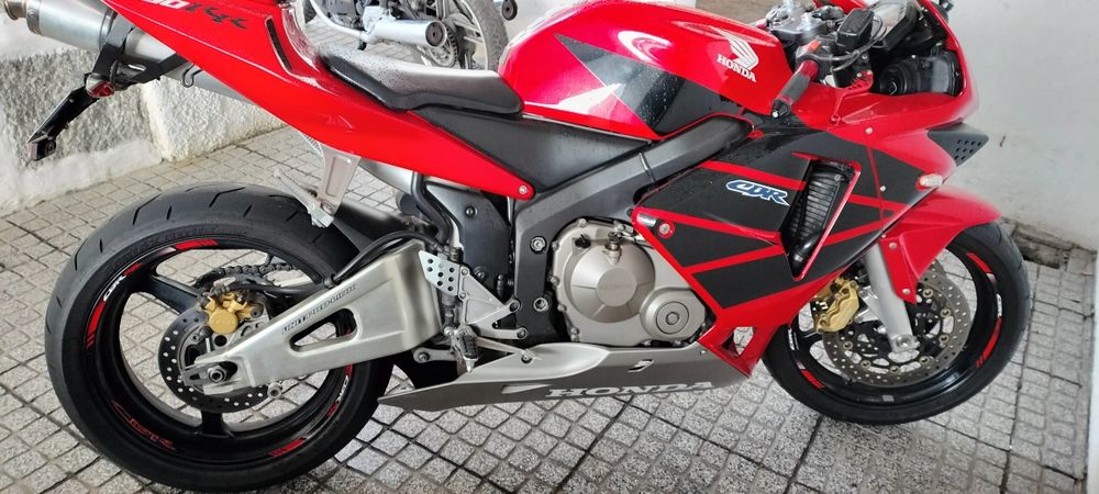 Honda cbr 600 rr.