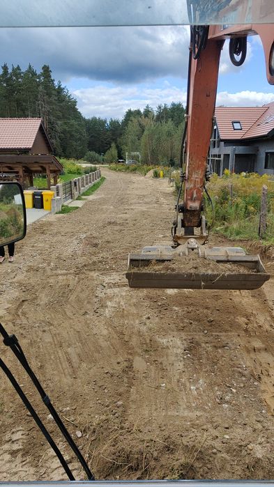 Roboty ziemne, rozbiórki,wykopy ,niwelacje ,transport materiałów. Wyburzenia