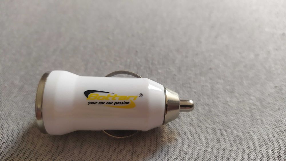 USB адаптер в прикуриватель автомобиля