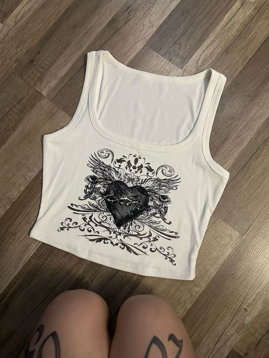 Top y2k alternative heart