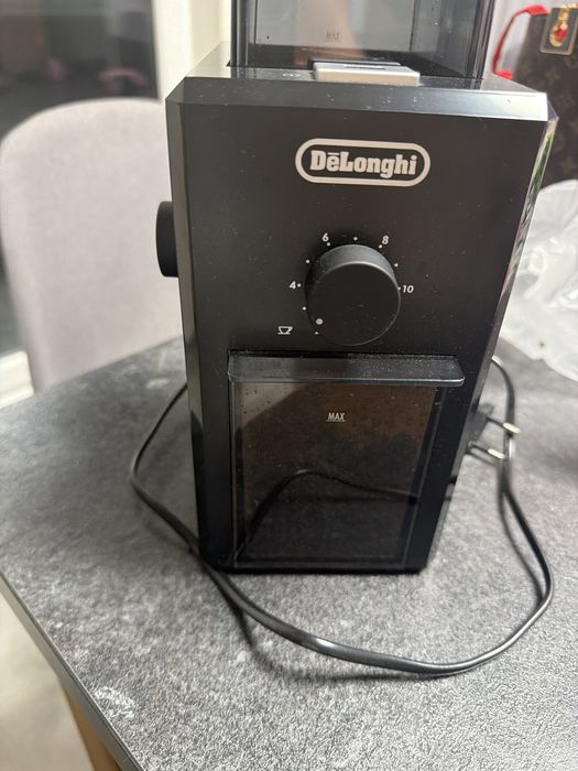 Mlynek do kawy delonghi