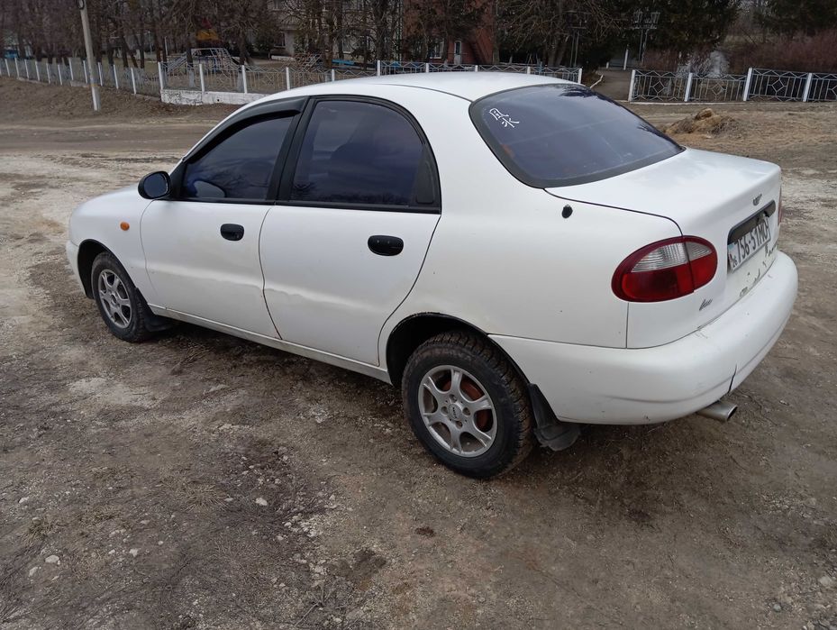 Продам Ланос  1998р.