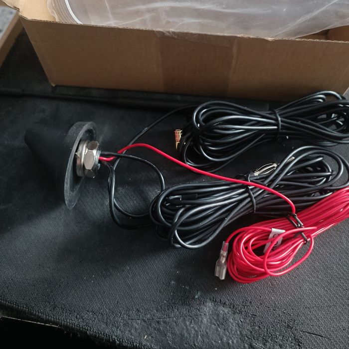 Nowa Antena samochodowa, dachowa