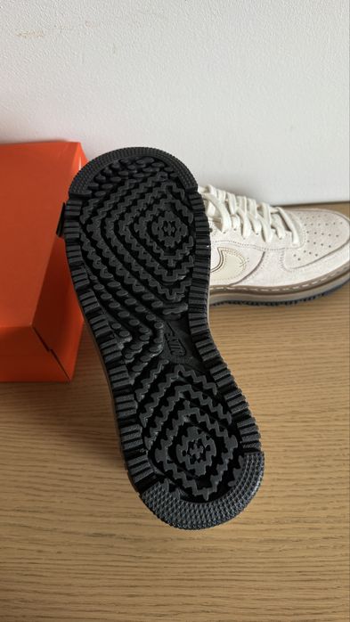 Nike Air Force 1 Luxe „Light Orewood Brown” | rozmiar 41 EU