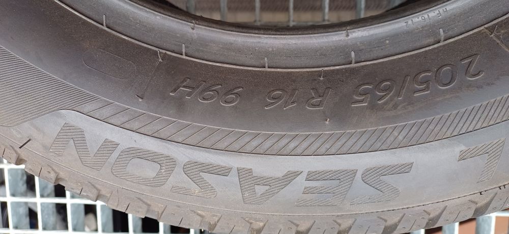 205/65R16 99H TAURUS , dwie opony wielosezonowe.
