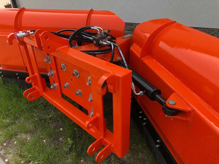 Pług do śniegu Metal technik Strzałka 2,6-3,0m nowy