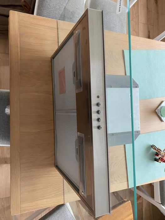 Nowy okap kominowy Kupperbusch 90cm