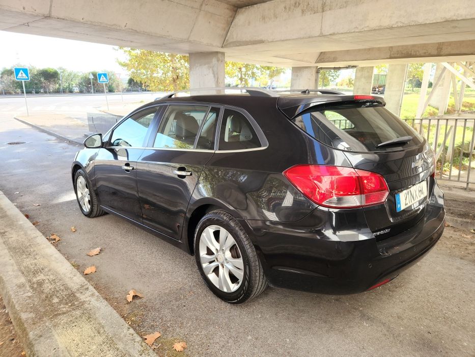 Chevrolet Cruze SW 1.7 D Nacional — photo 4