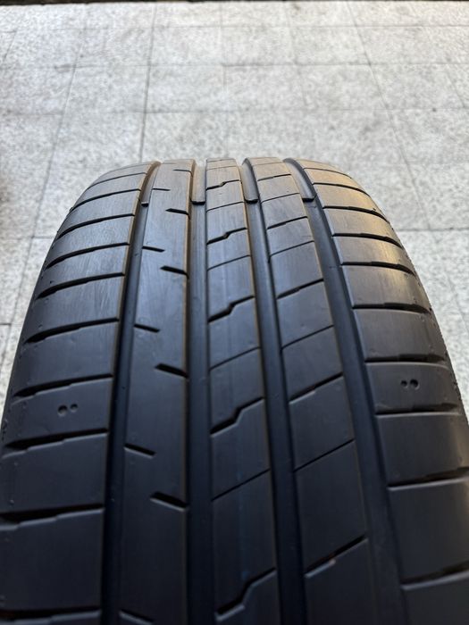 Pneus semi-novos 215/50R19