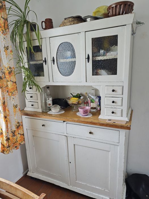 Kredens drewniany solidny