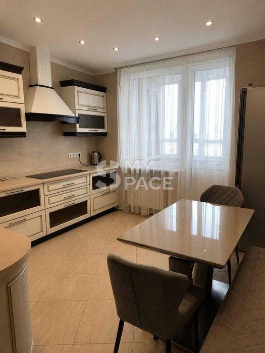 Продаж 2к.кв., Голосіївський просп., 30а, метро Деміївське - View 2