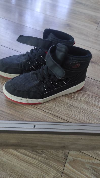 Buty rozmiar 37 dla chłopca