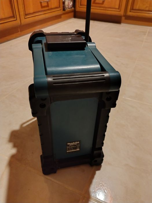 Radio Makita budowlane