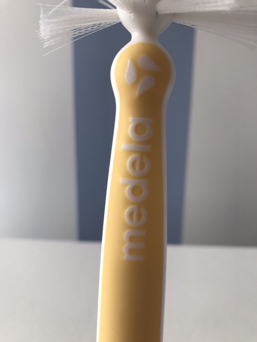 Escovilhão biberão Medela