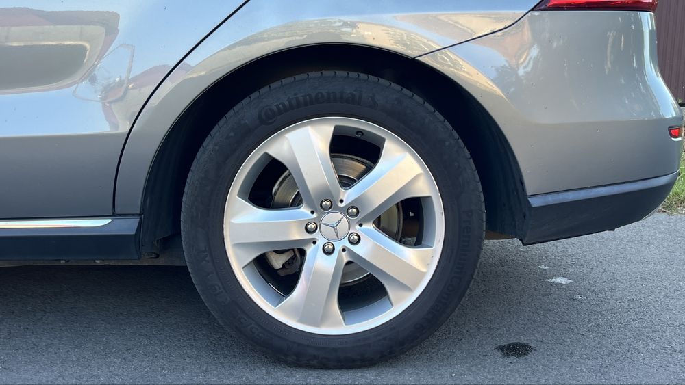 Mercedes-Benz ML350 2012 пневмо 3.0 diz