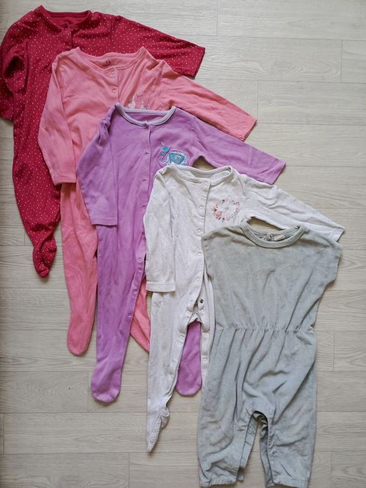 Человечки, комбинезоны на 9-12 месяцев