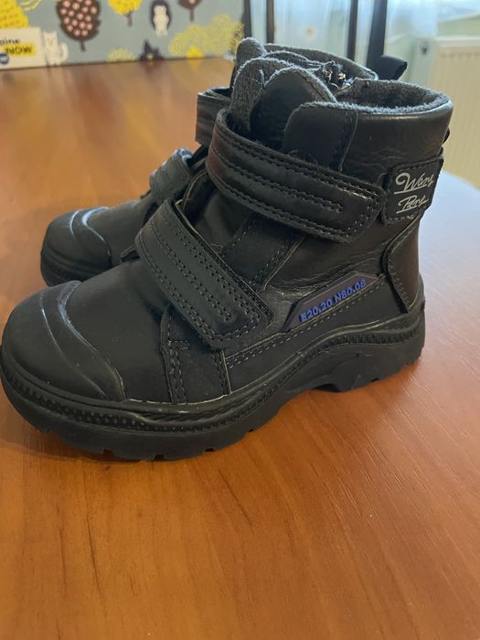 Черевики шкіряні/ демісезонні/ кросівки Hummel 25 розмір