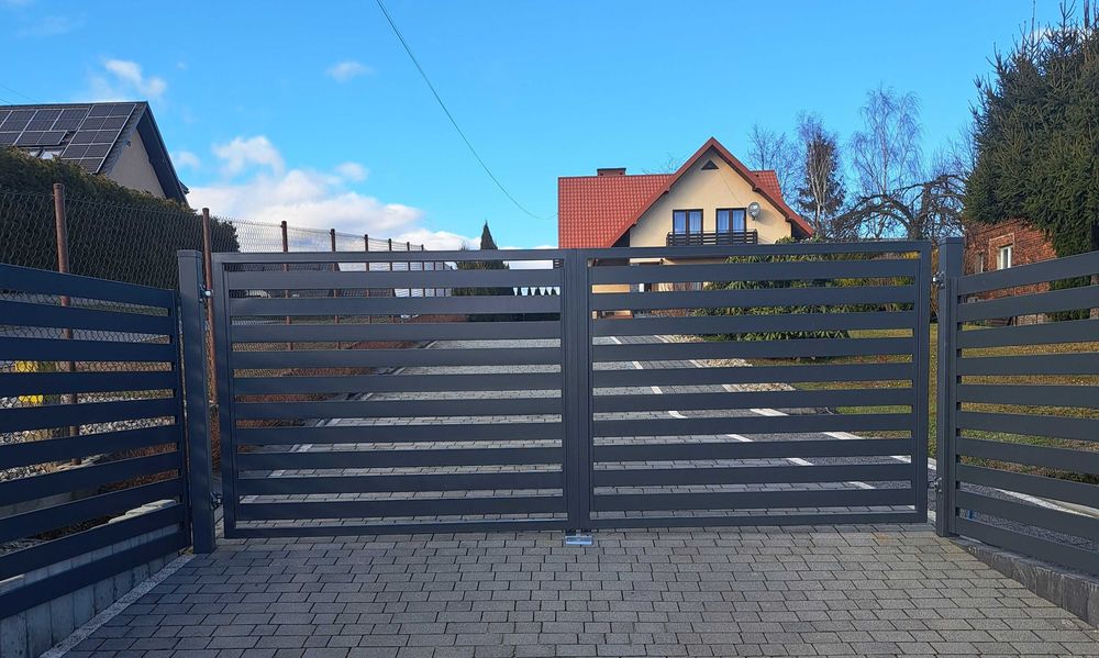 Brama przesuwna, dwuskrzydłowa,furtka, panel, ocynk,aluminium