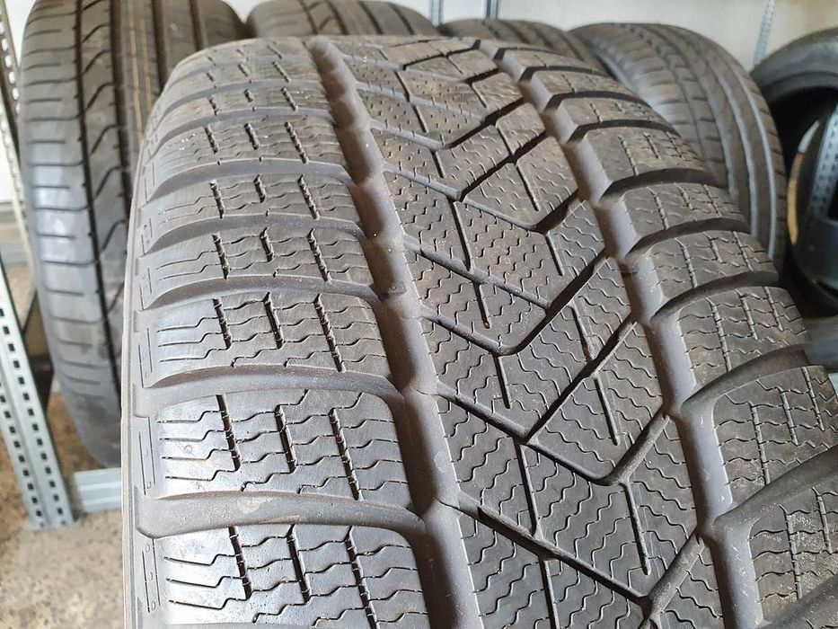 1x Opona zimowa 245/45/19 PIRELLI Sottozero 3 - RunFlat XL 102V 7mm!