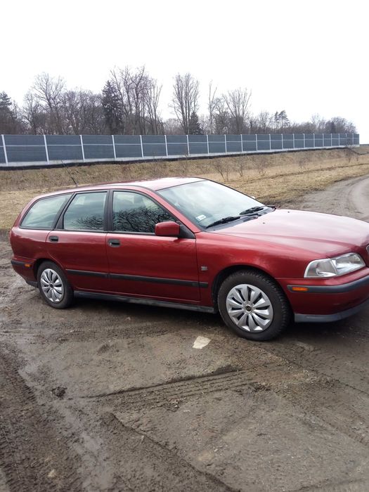 Volvo V40 I 2000 rok 1,8 122 KM benzyna + LPG
