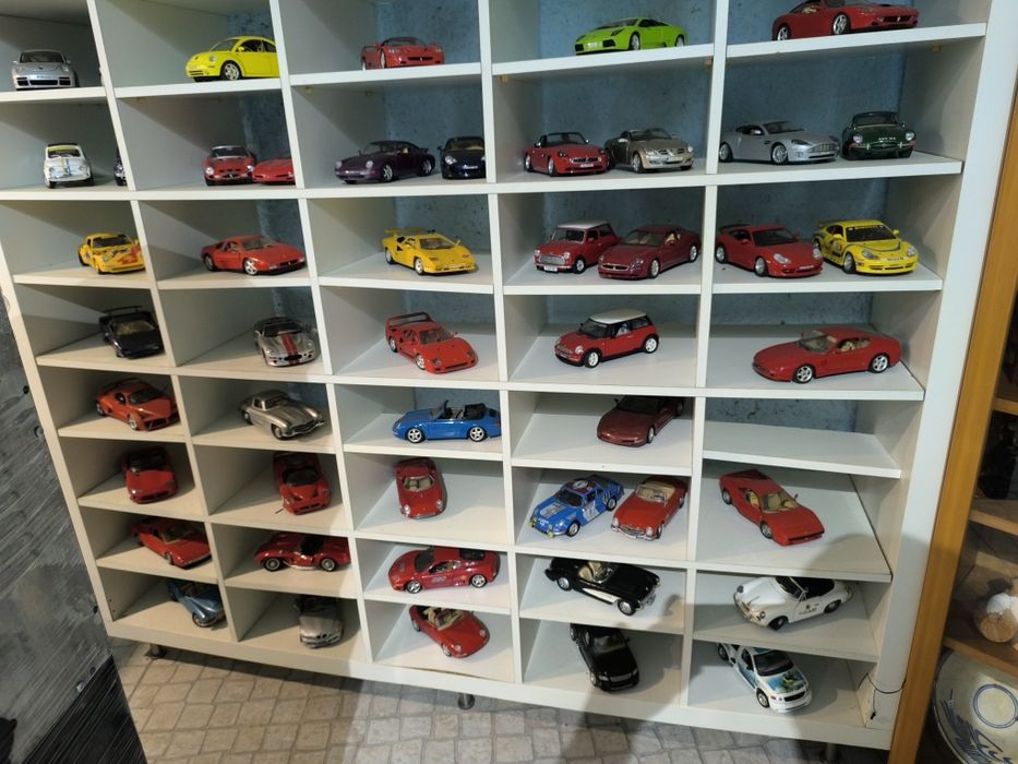 Coleção de carros escala 1/18