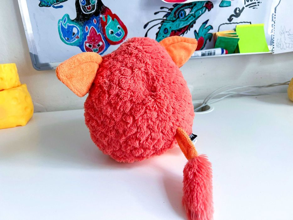 М'яка іграшка Furby Famosa Фербі 20 см