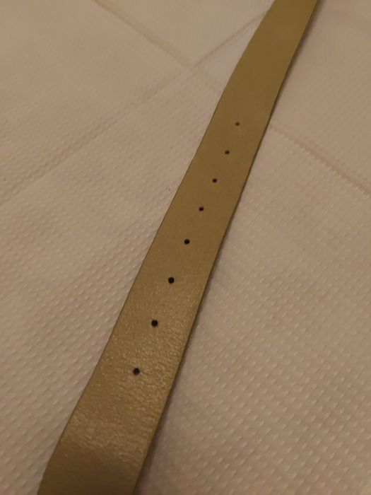 Cinto Verde Menta, com pedras na presilha.