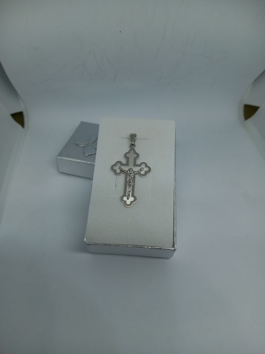 Srebena wisiorek krzyżyk,  próba 925