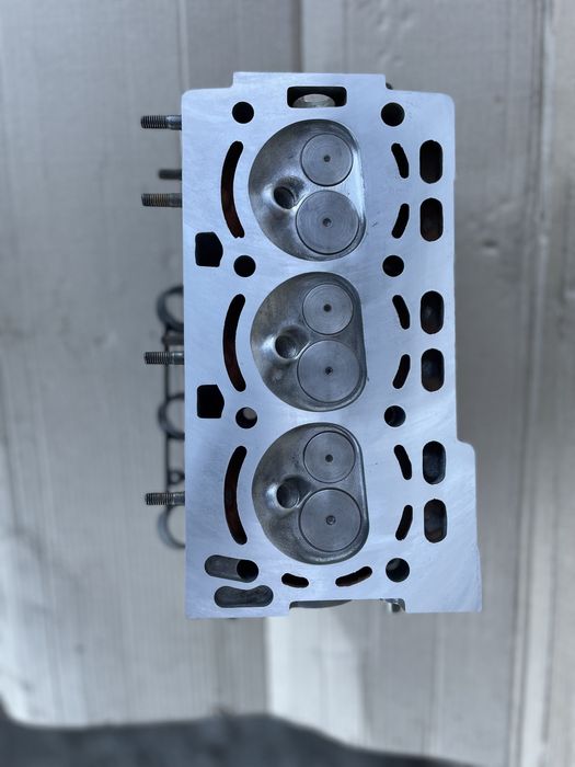 Головка блока цилиндров ГБЦ Шкода Фабия VW Fox Polo Ibiza 1.2 6V