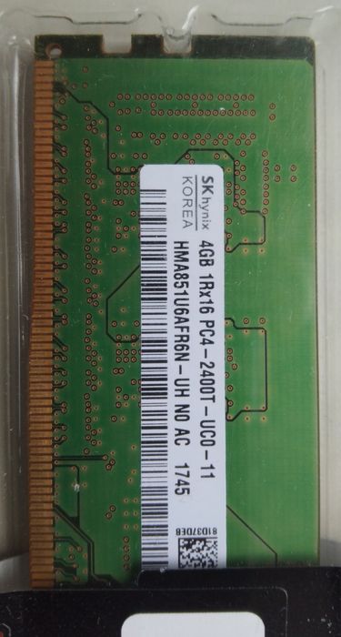 DDR 4 4Gb Memory Память