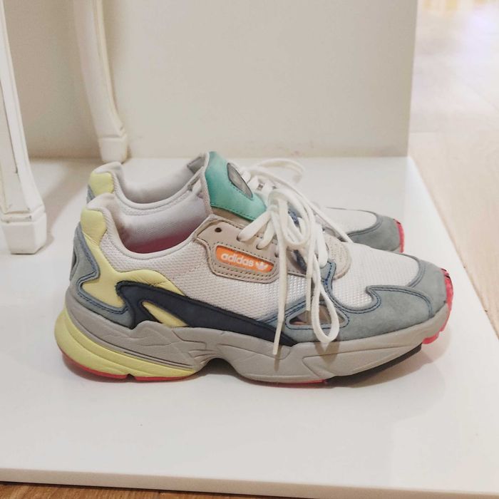 Sapatilhas Adidas (nº37 1/3)
