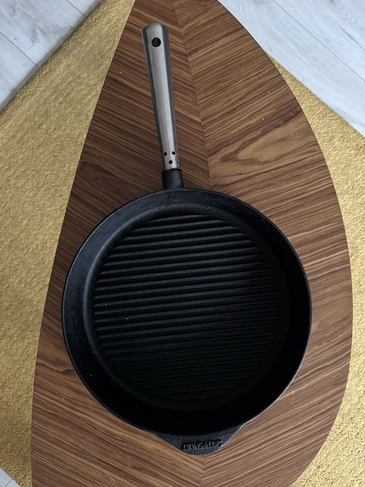 Skandynawska patelnia żeliwna grillowa Skeppshult